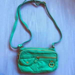 Roxy cross body bag NWOT